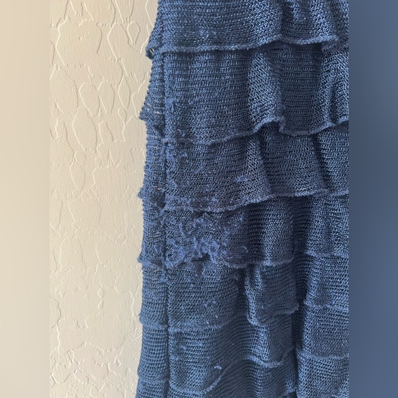 Blue Dress - Picture 3 of 3